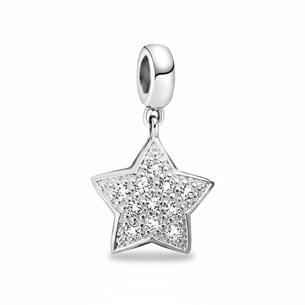 Berloque Estrela em Prata 925, símbolo de luz e inspiração, com brilho delicado e acabamento elegante.