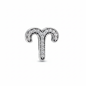 Berloque signo Áries em Prata 925, símbolo de coragem e energia, perfeito para pessoas determinadas e autênticas.
