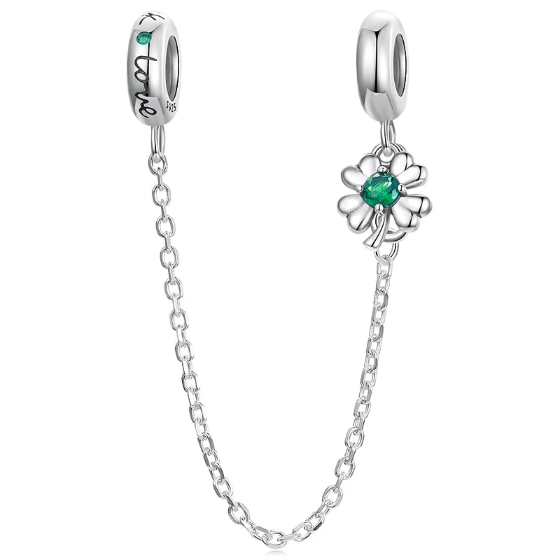 Corrente de Segurança Trevo Esmeralda Charmz em Prata 925 – proteção e sorte para sua pulseira.