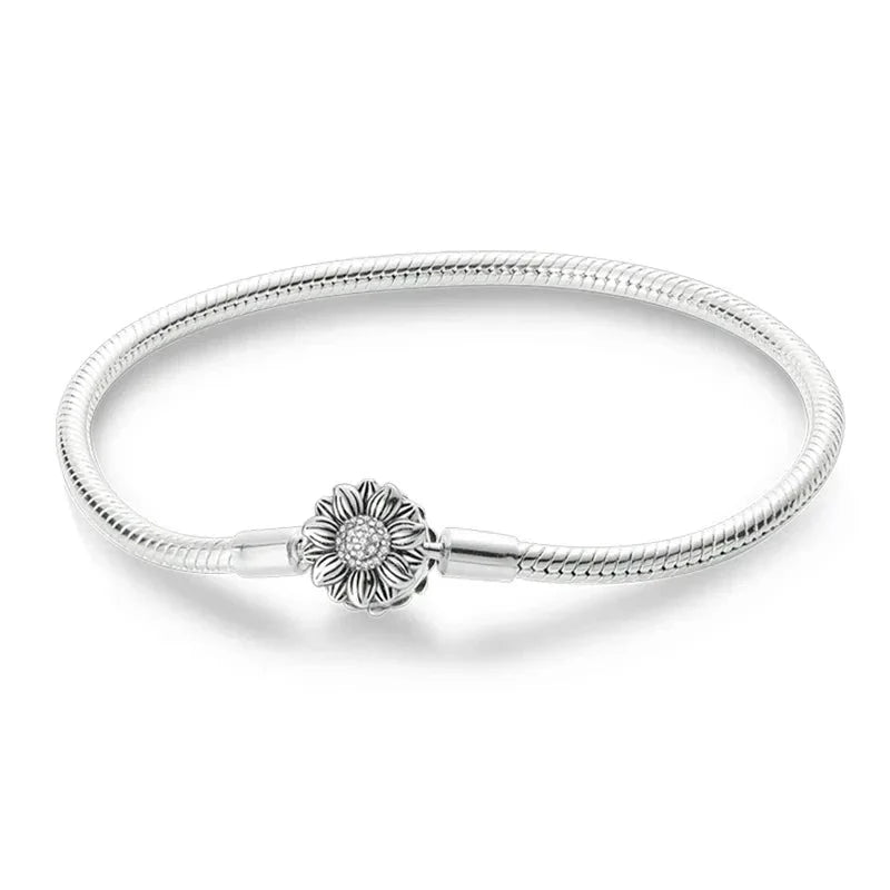 Pulseira Girassol Charmz em Prata 925 – joia delicada que simboliza alegria, positividade e momentos especiais.