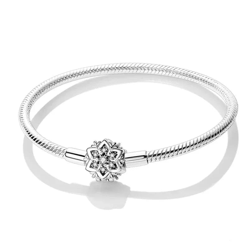 Pulseira Luz Flore Charmz em Prata 925 – joia delicada e elegante para iluminar sua coleção de berloques Charmz.