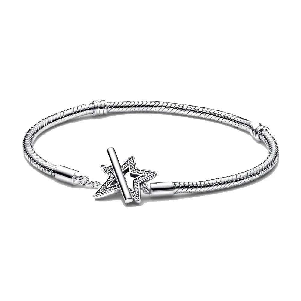 Pulseira Stars Charmz em Prata 925 – joia elegante inspirada no brilho das estrelas, perfeita para combinar com berloques Charmz.